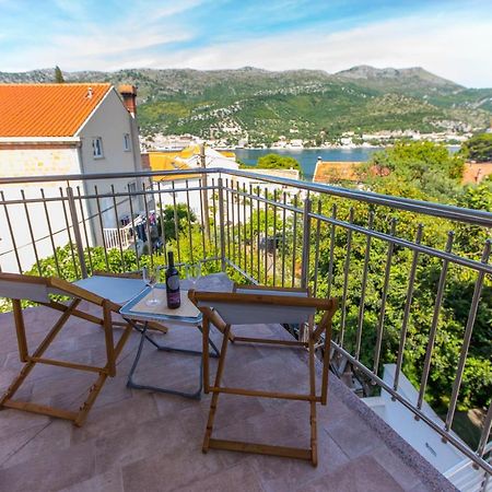 Casa Lidia - Modern & Spacious & Few Steps To Beach & Breathtaking View 扎通 外观 照片