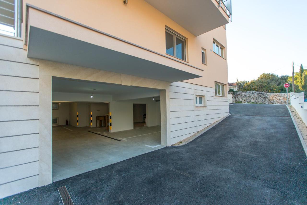 Casa Lidia - Modern & Spacious & Few Steps To Beach & Breathtaking View 扎通 外观 照片